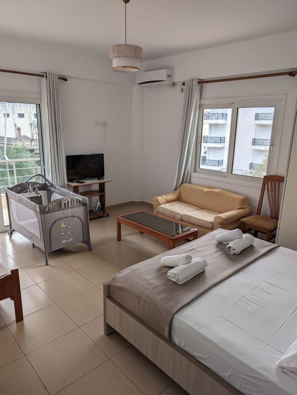 Ilias Family Rooms Хімара Екстер'єр фото